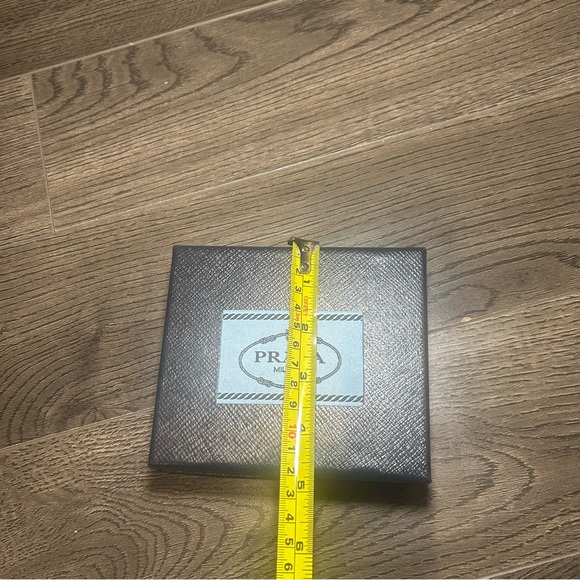 Prada Empty Box - Picture 5 of 5